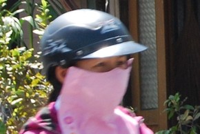 Dando tumbos por el Sureste Asi&aacute;tico - Jerem&iacute;as Poebe en el Tri&aacute;ngulo de Oro - Sombreros y Cascos Vietnam