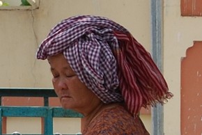 Dando tumbos por el Sureste Asi&aacute;tico - Jerem&iacute;as Poebe en el Tri&aacute;ngulo de Oro - Sombreros y Cascos Vietnam